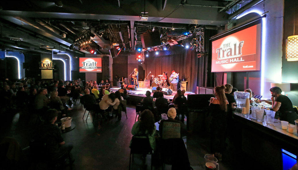 Tralf final show